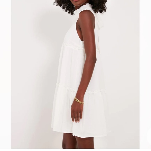 White Lightweight Gauze Morgan Dress
POMANDER PLACE - Picture 2 of 9